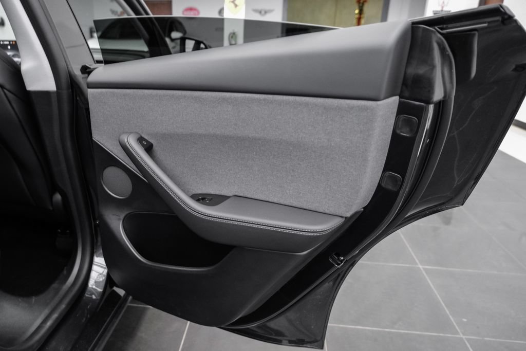Used 2026 Tesla Model Y 2WD image 44