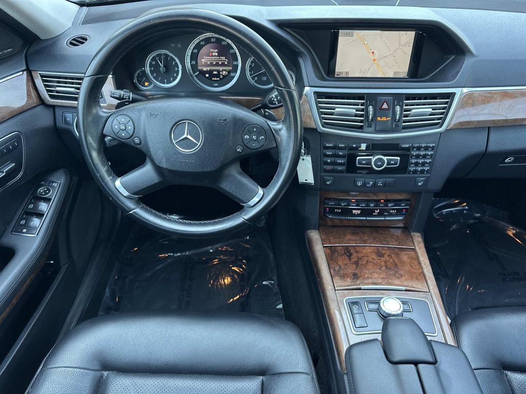 Used 2013 Mercedes-Benz E 350 4MATIC Sedan image 19