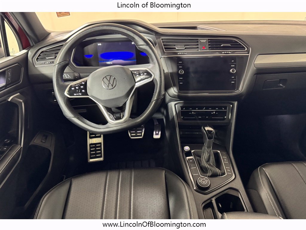 Used 2024 Volkswagen Tiguan SE R-Line AWD/4WD image 14