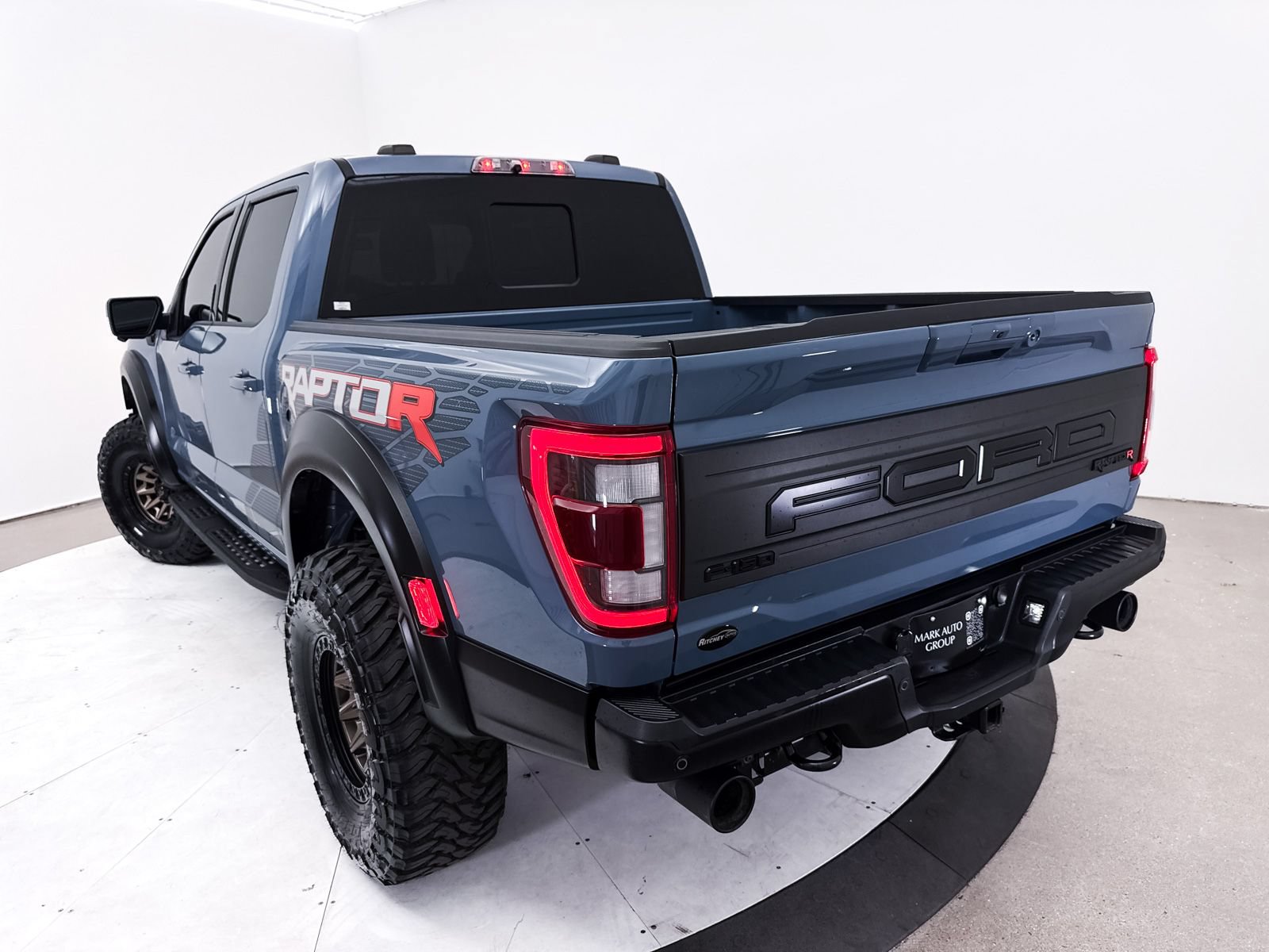 Used 2023 Ford F150 Raptor w/ Equipment Group 802A Raptor R AWD/4WD image 11