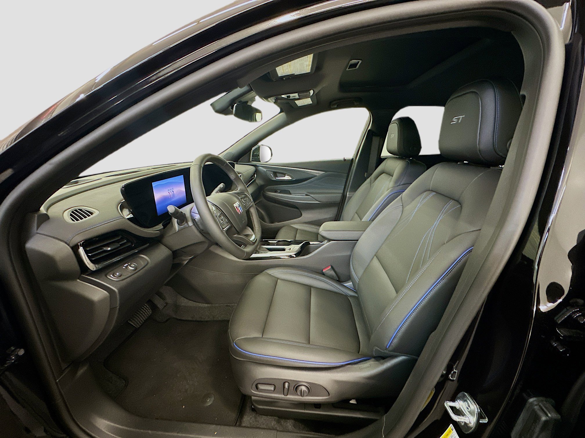 Used 2025 Buick Envista Sport Touring w/ Convenience I Package image 13