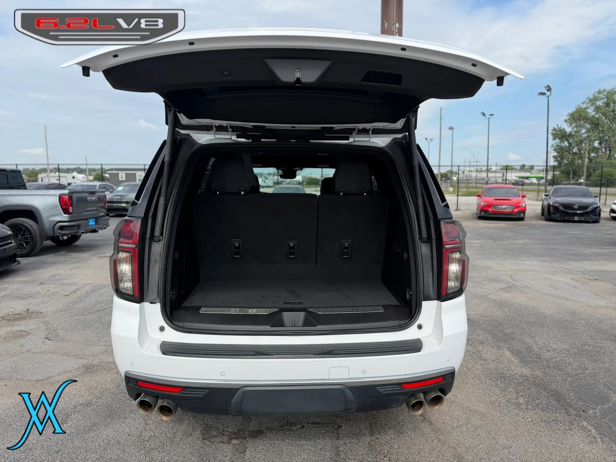 Used 2023 Chevrolet Tahoe High Country AWD/4WD image 37
