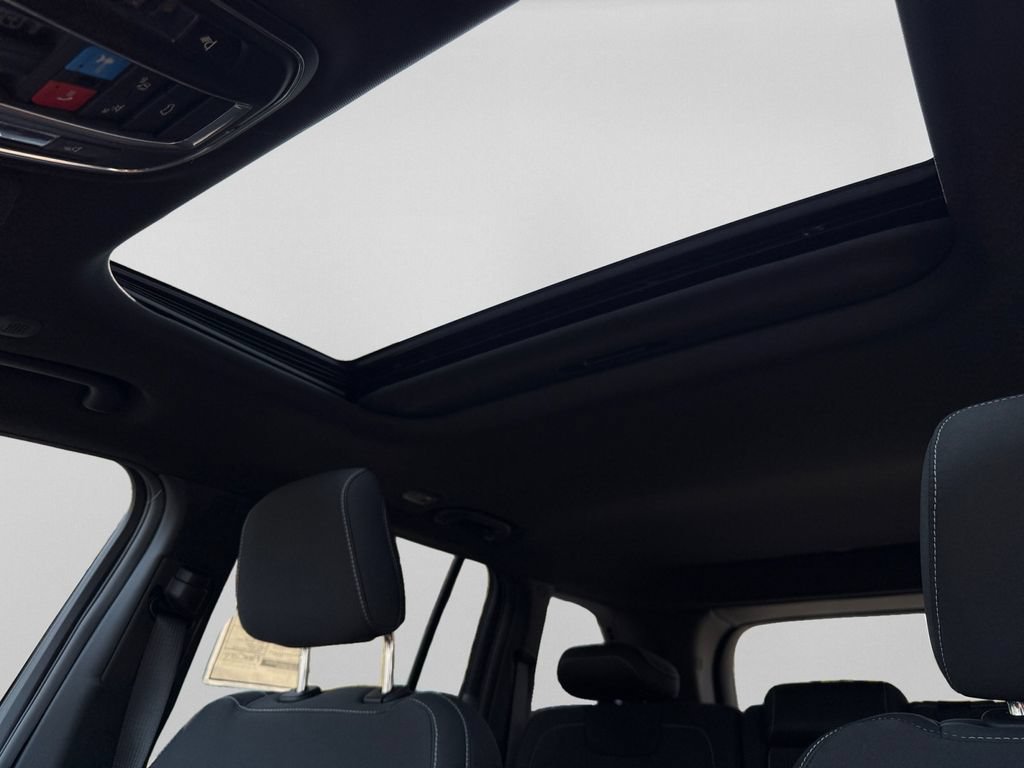 New 2026 Jeep Grand Cherokee Laredo X AWD/4WD image 14