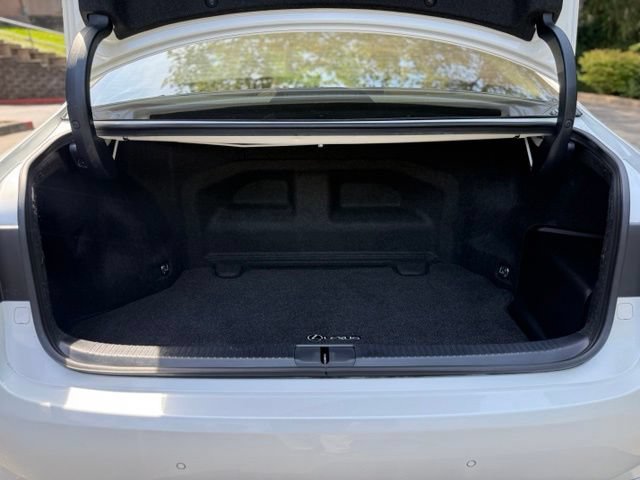 Used 2013 Lexus ES 300h w/ Luxury Pkg FWD image 43