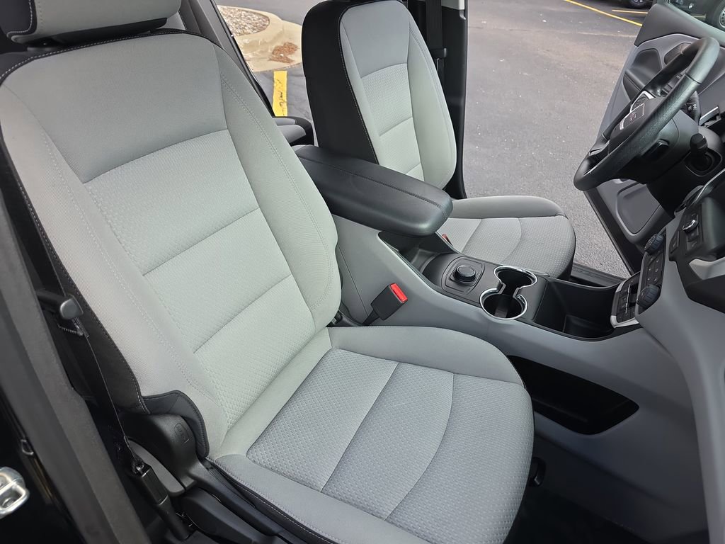 Used 2023 GMC Terrain SLE AWD/4WD image 10