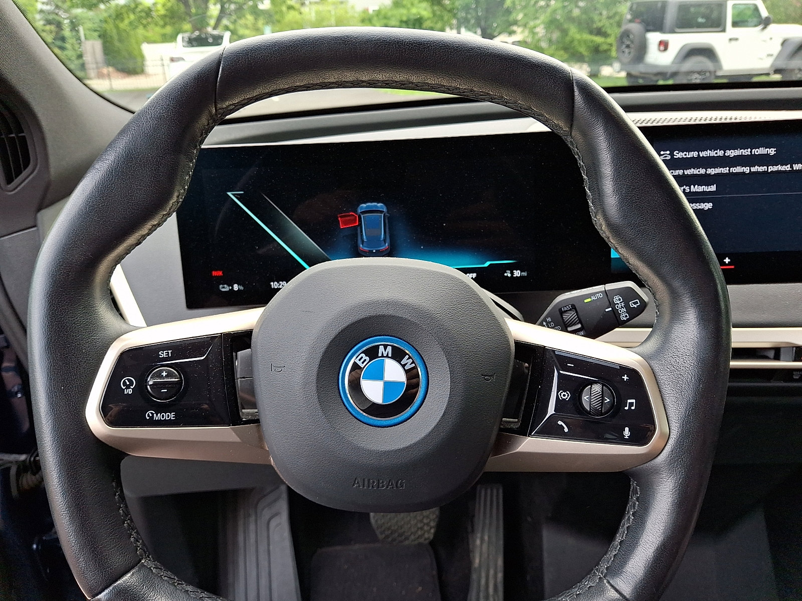Used 2023 BMW iX xDrive50 w/ Premium Package AWD/4WD image 19