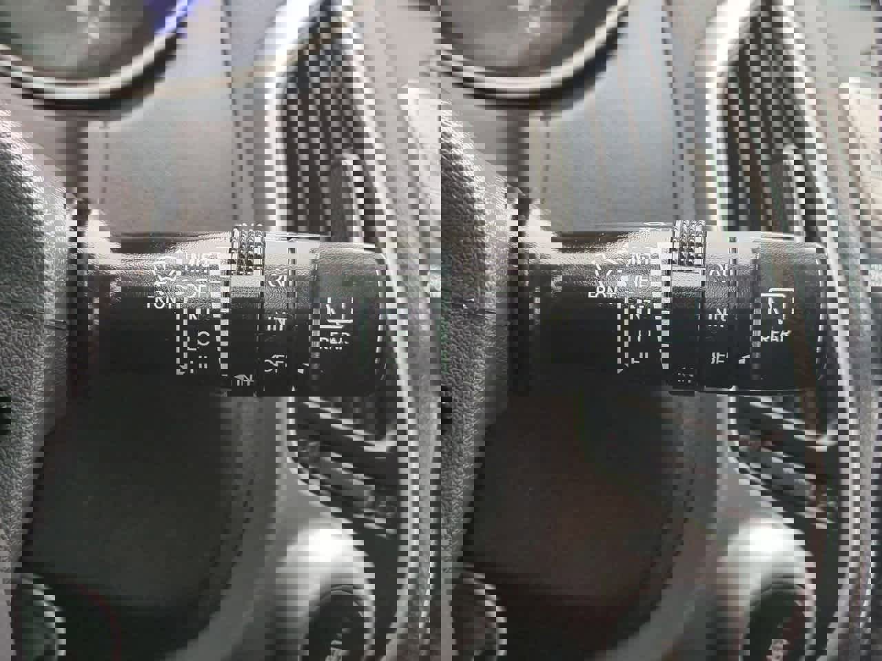 Used 2012 Hyundai Tucson GLS image 25