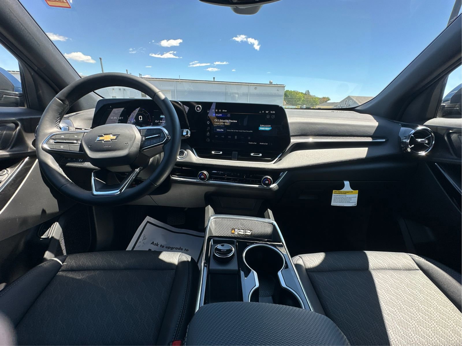 New 2026 Chevrolet Equinox LT w/ Convenience Package II AWD/4WD image 26