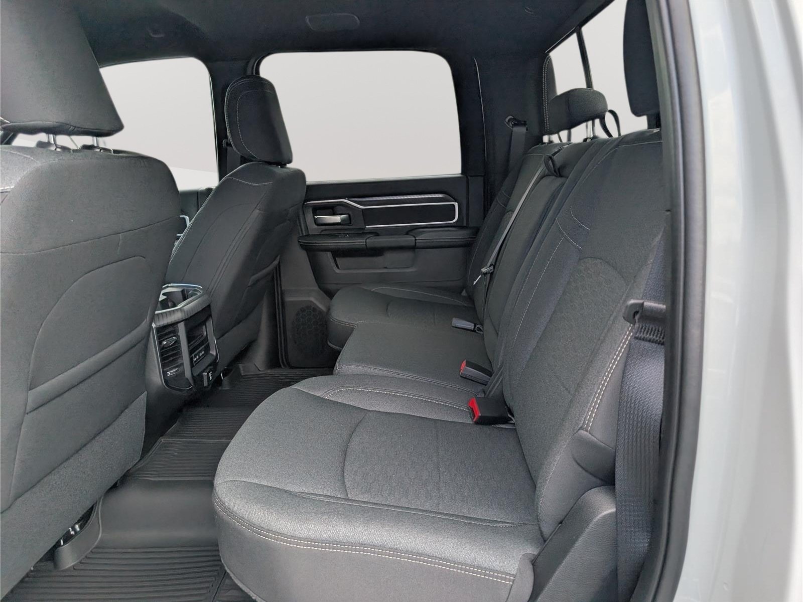 New 2026 RAM 2500 Big Horn AWD/4WD image 10