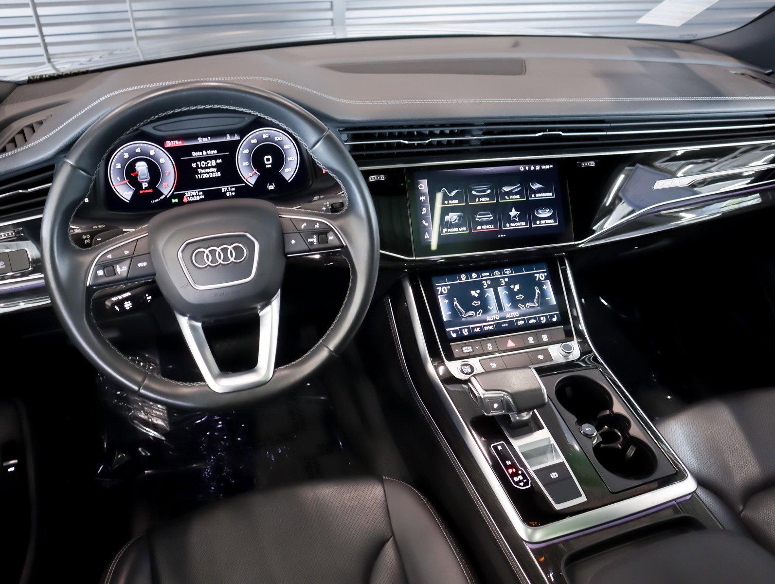 Used 2023 Audi Q8 Premium Plus w/ Premium Plus Package image 19