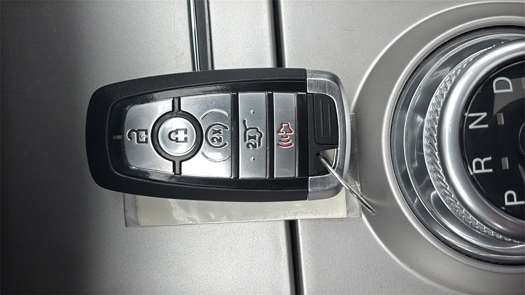 Used 2022 Ford Explorer Platinum w/ Equipment Group 601A image 26