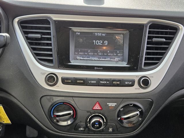 Used 2021 Hyundai Accent SE FWD image 20