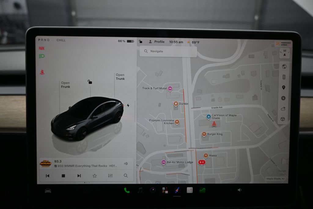 Used 2023 Tesla Model 3 Standard Range RWD image 11