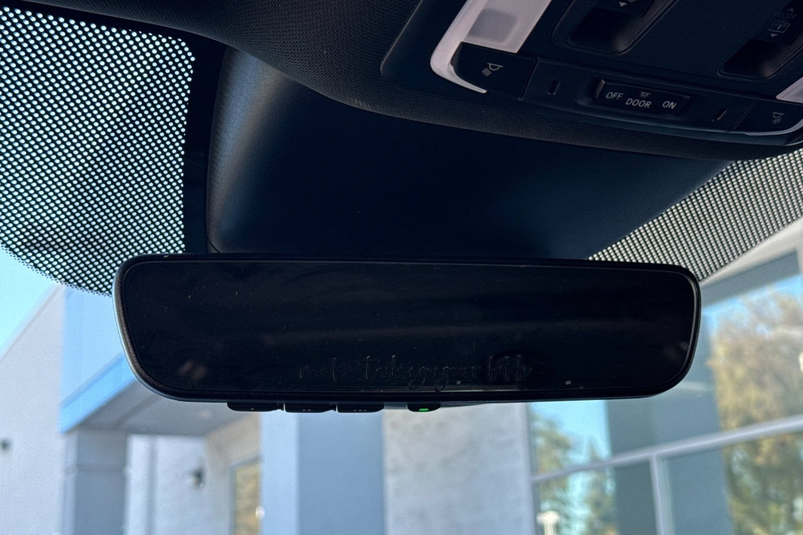 Used 2025 Honda Pilot Black Edition image 25