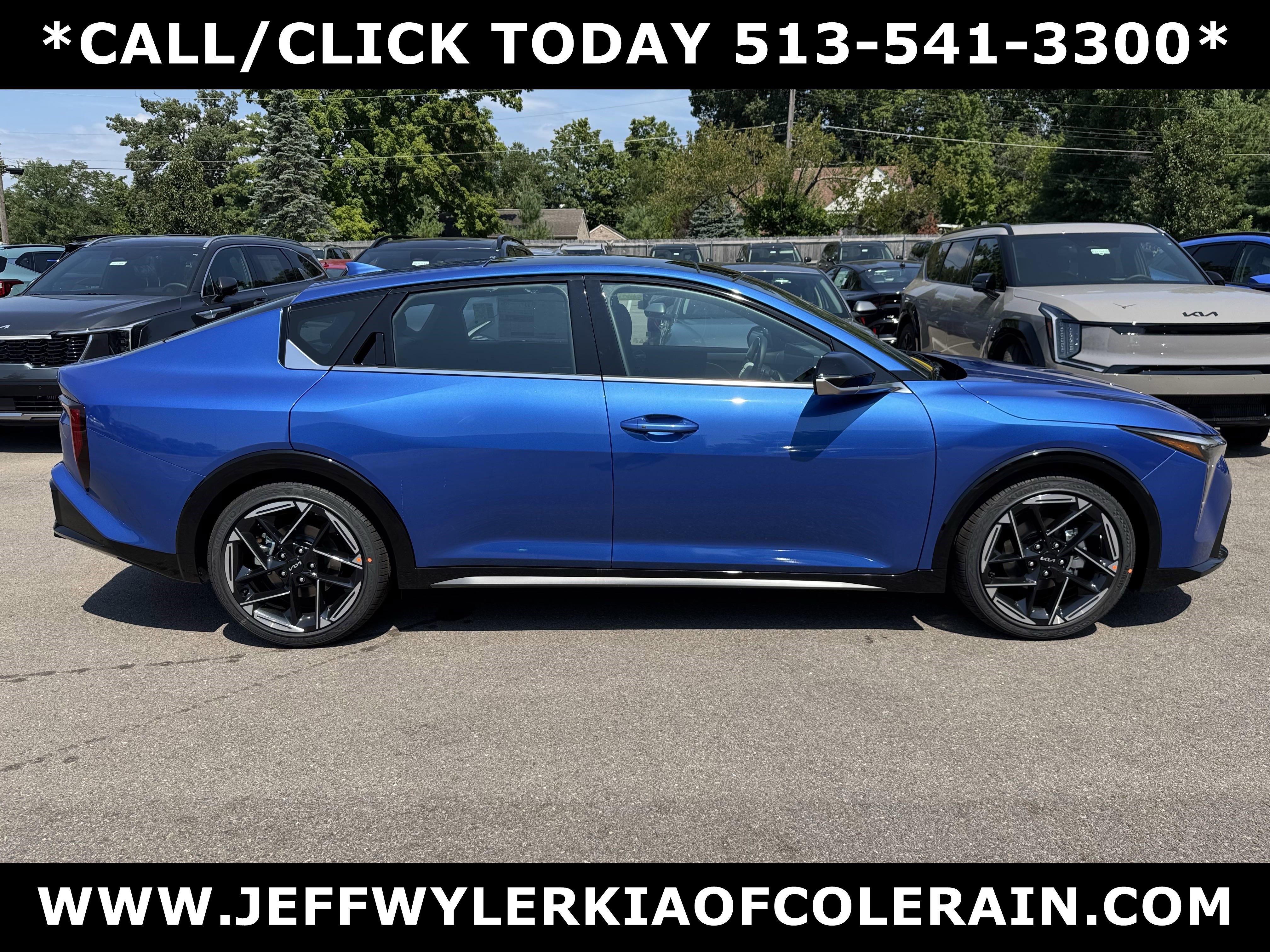 New 2025 Kia K4 GT-Line image 2