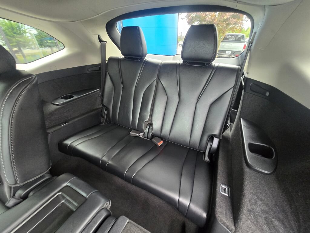 Used 2023 Acura MDX w/ Technology Package AWD/4WD image 18