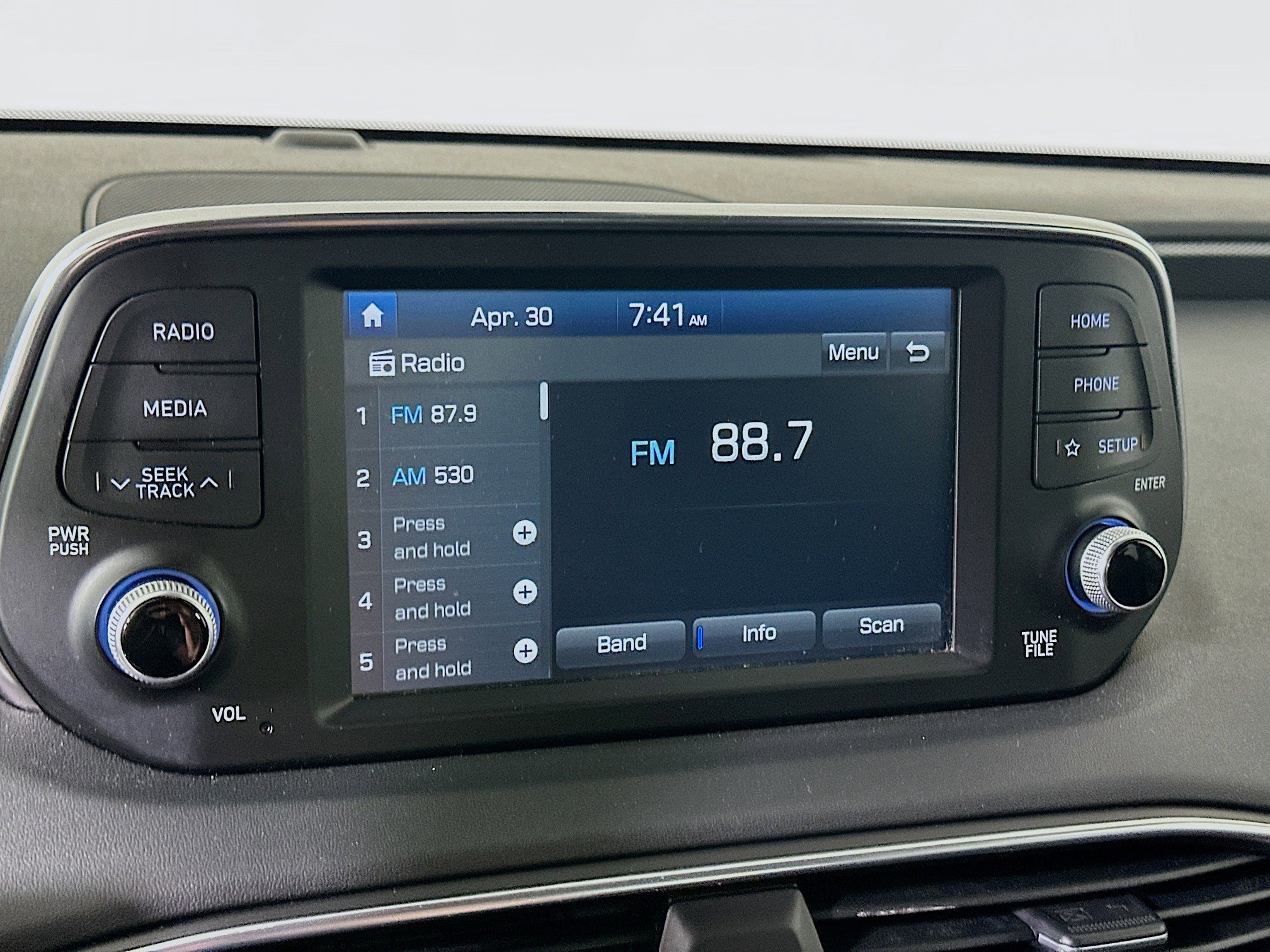 Used 2019 Hyundai Santa Fe SE FWD image 21