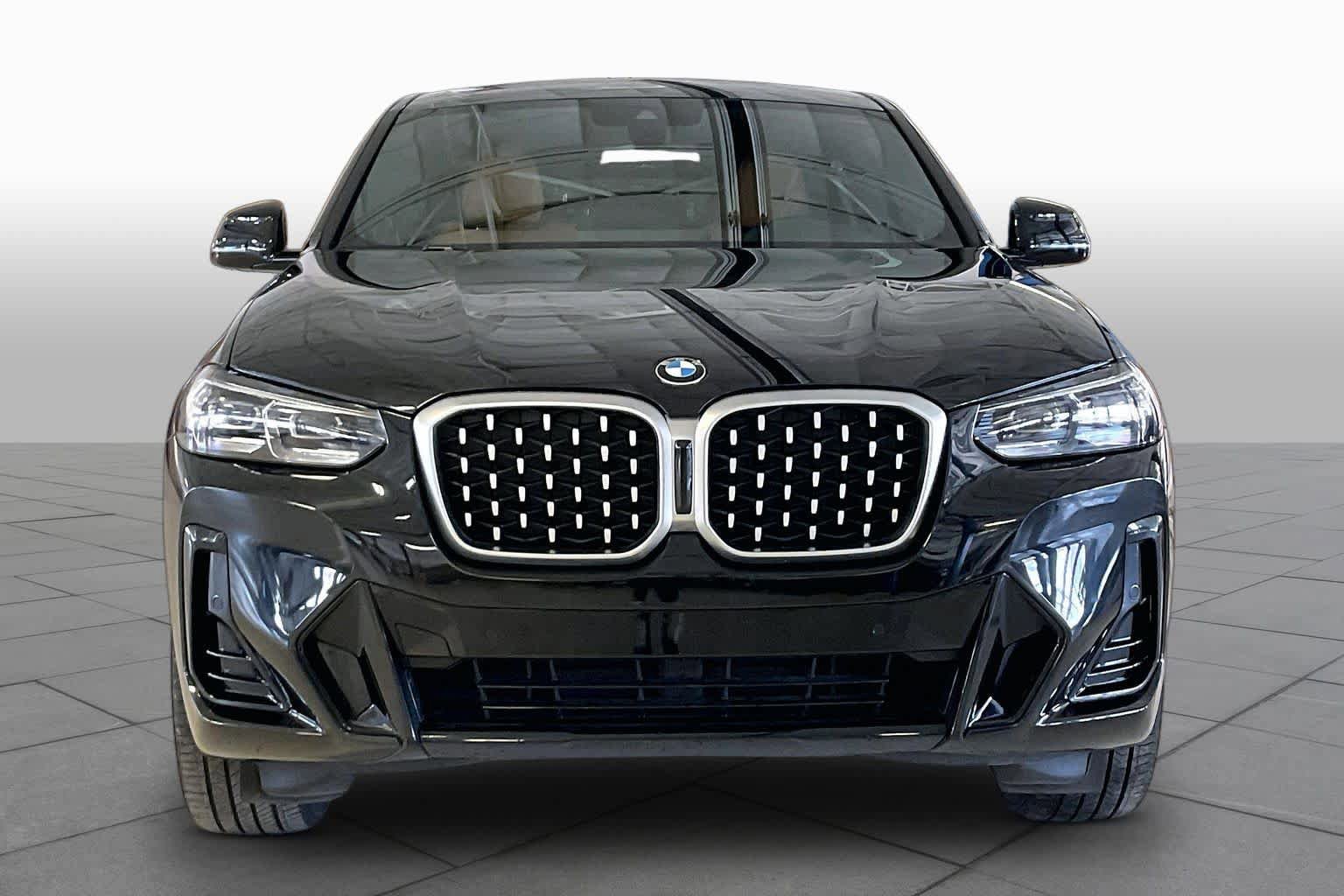Certified 2023 BMW X4 xDrive30i w/ M Sport Package AWD/4WD image 3