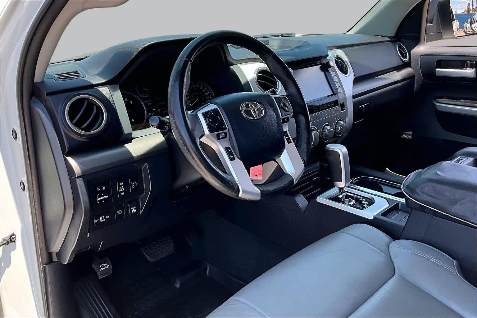 Used 2020 Toyota Tundra SR5 w/ SR5 Leather Package AWD/4WD image 17