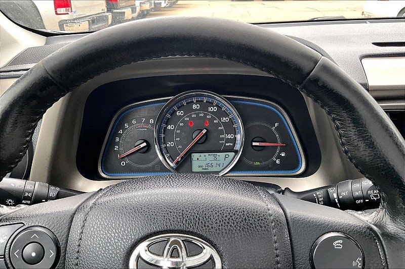 Used 2015 Toyota RAV4 Limited w/ Technology Package AWD/4WD image 14