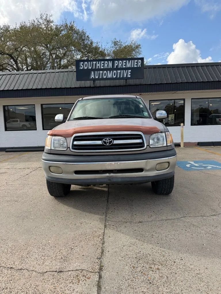 Used 2000 Toyota Tundra SR5 RWD image 2