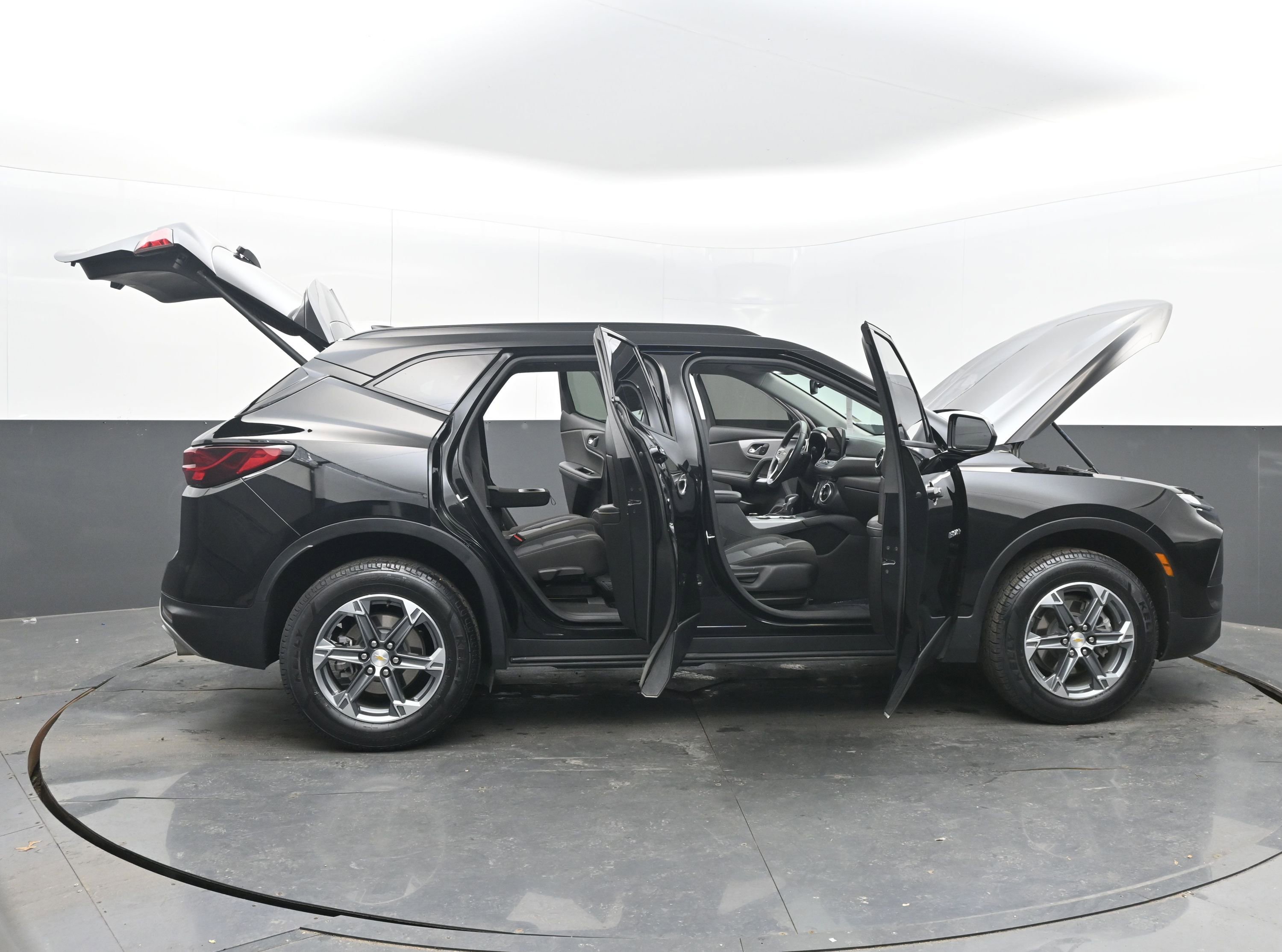Used 2023 Chevrolet Blazer LT w/ Convenience Package image 43