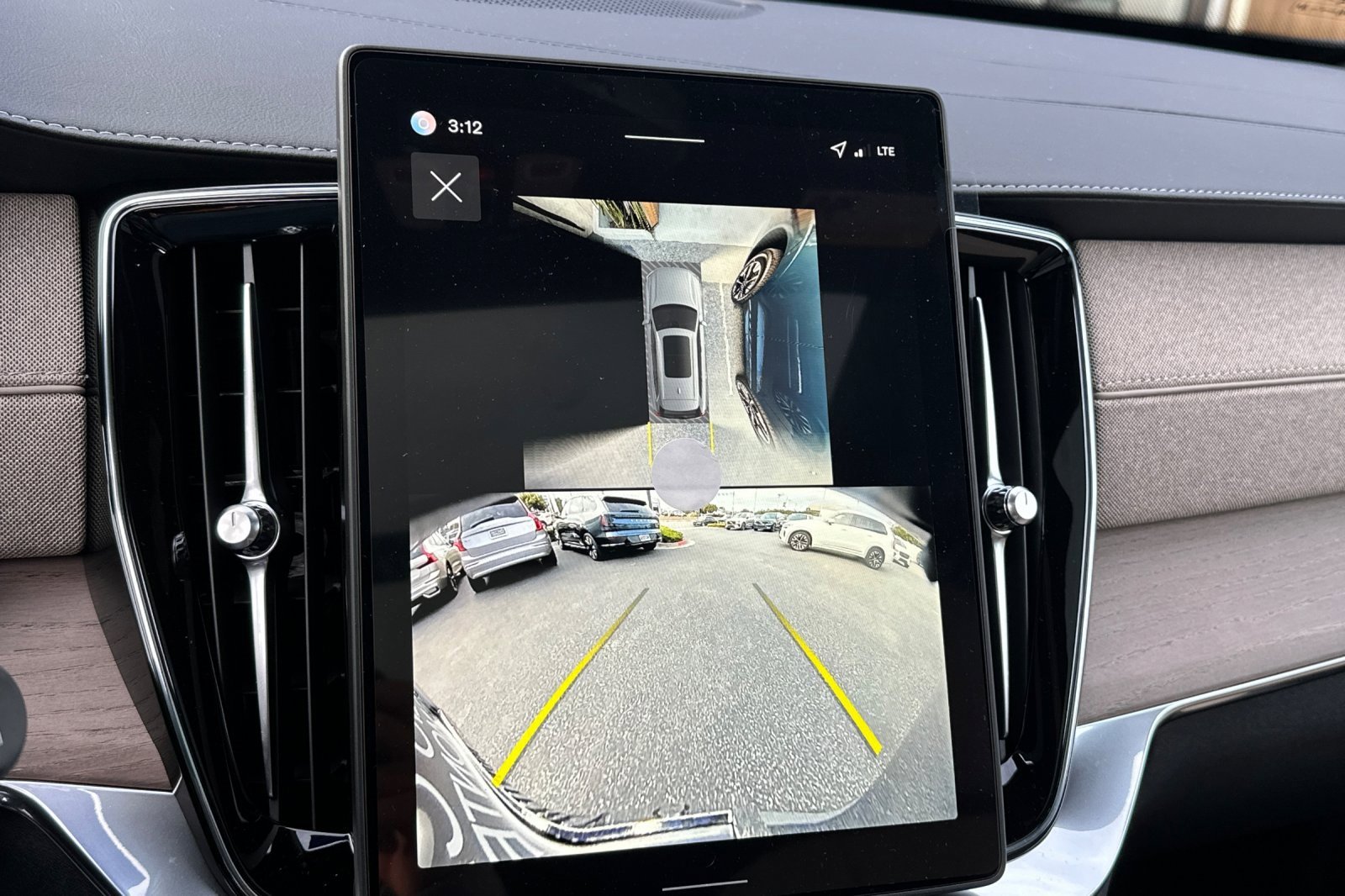 New 2026 Volvo XC90 B5 Plus w/ Protection Package image 20