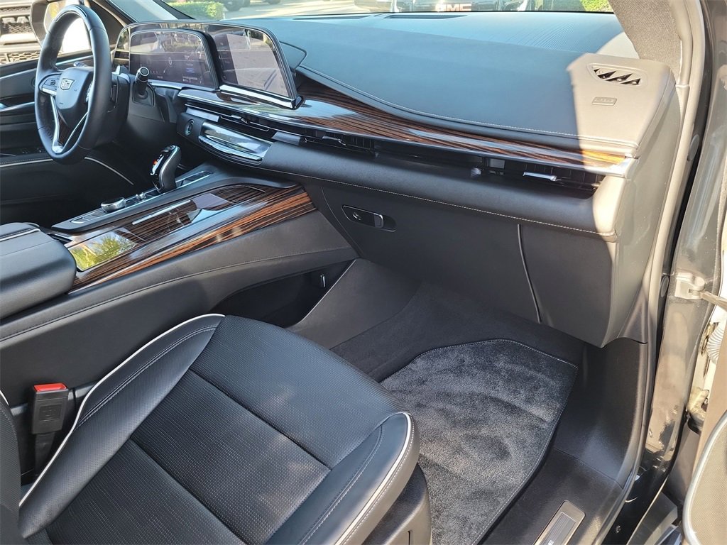 Certified 2023 Cadillac Escalade Premium Luxury w/ Performance Package image 29