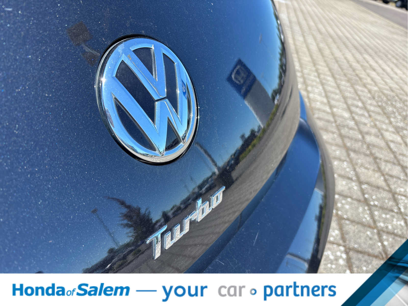 Used 2017 Volkswagen Beetle 1.8T SEL FWD image 7