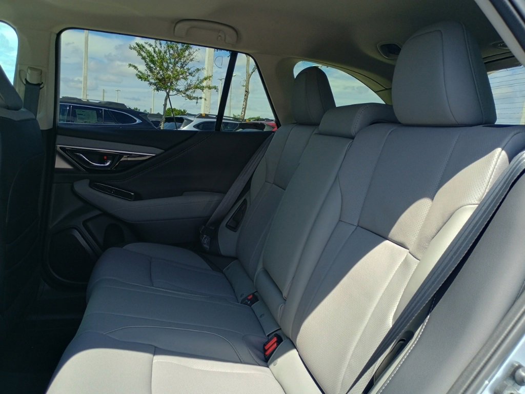 New 2025 Subaru Outback Limited image 14