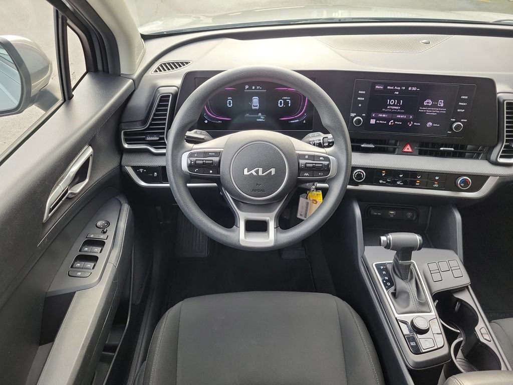 Used 2024 Kia Sportage LX FWD image 12