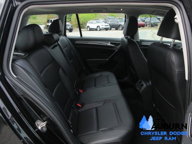 Used 2017 Volkswagen Golf Alltrack SE image 16