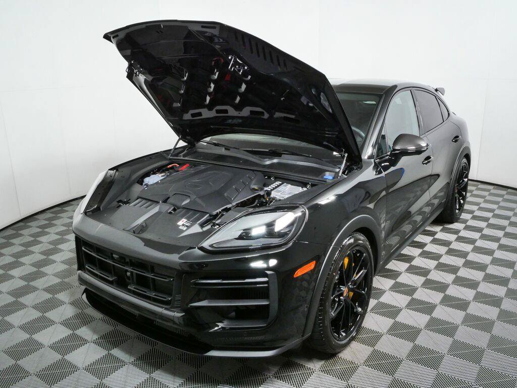 New 2026 Porsche Cayenne Turbo GT AWD/4WD image 34