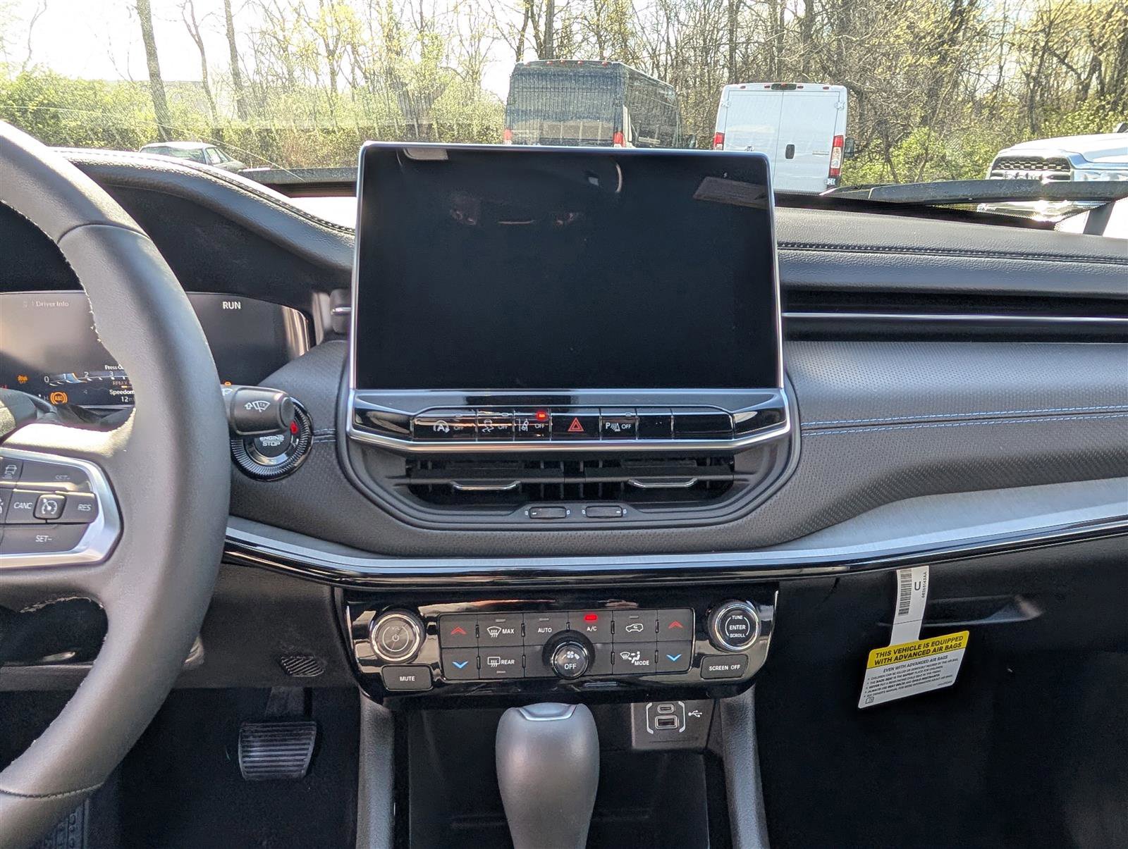 New 2025 Jeep Compass Limited w/ High Altitude Package image 12