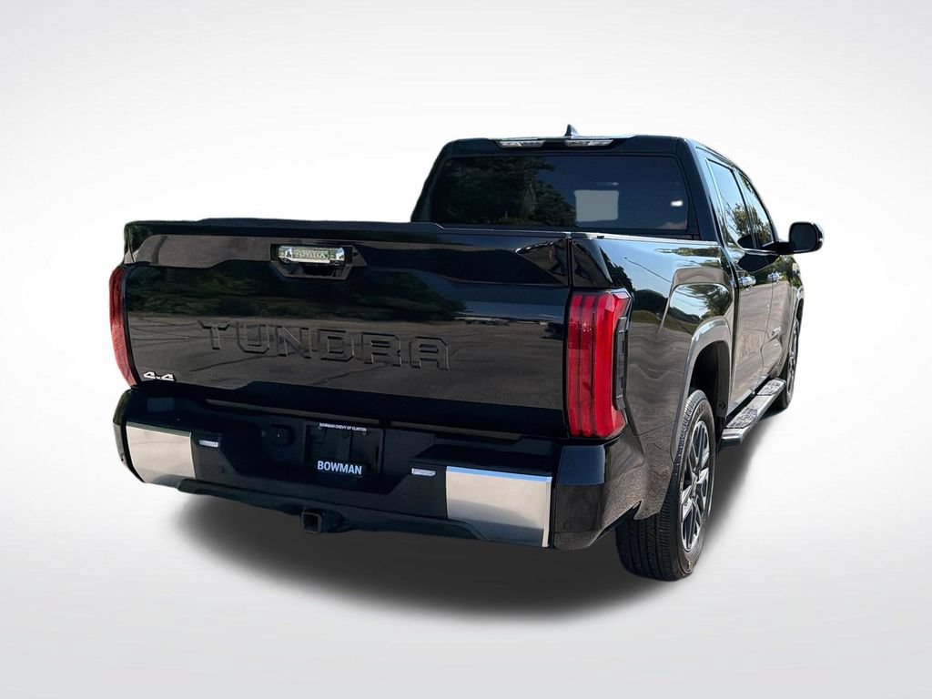 Used 2025 Toyota Tundra Limited AWD/4WD image 17