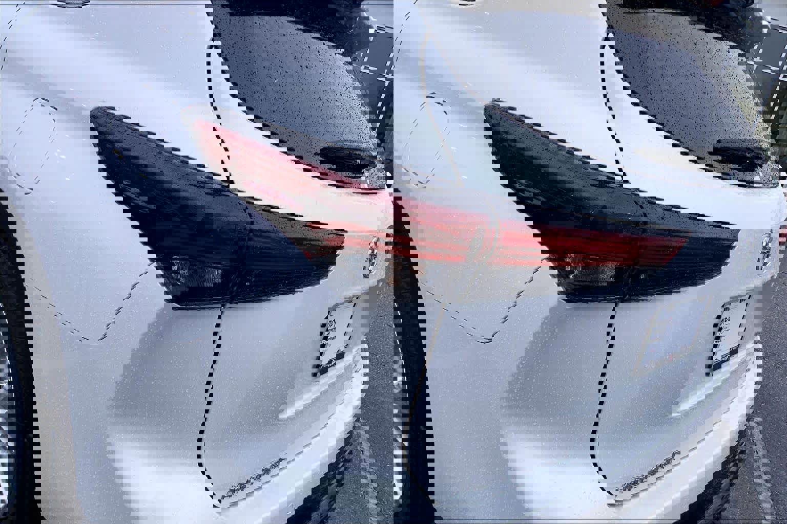 Used 2025 Toyota Highlander Limited image 26