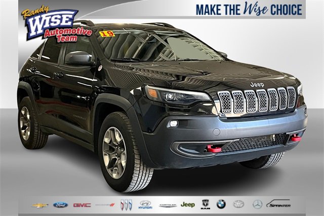 Certified 2019 Jeep Cherokee Trailhawk w/ Cold Weather Group image 1