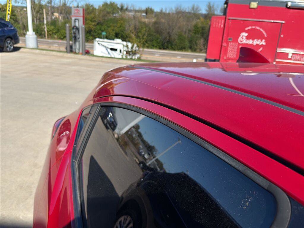 Used 2017 Honda HR-V EX image 10