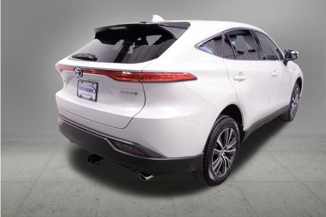 Used 2021 Toyota Venza LE image 5