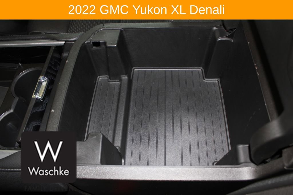Used 2022 GMC Yukon XL Denali w/ Denali Premium Package AWD/4WD image 38