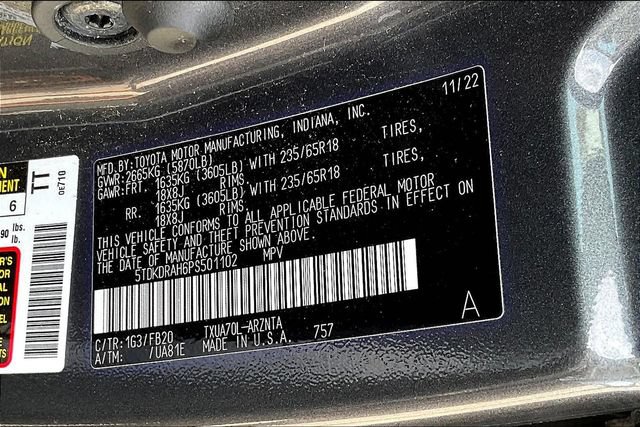Used 2023 Toyota Highlander L FWD image 18