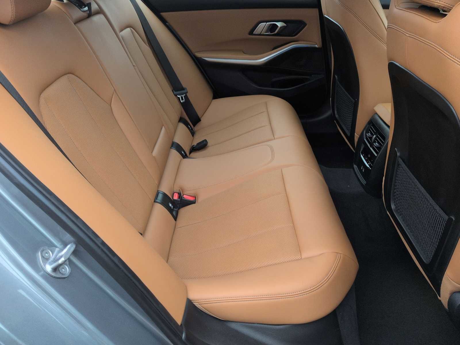 Used 2023 BMW 330i xDrive Sedan w/ Driving Assistance Package image 22