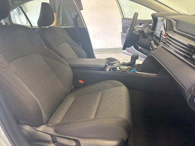 Used 2026 Toyota Camry LE image 18