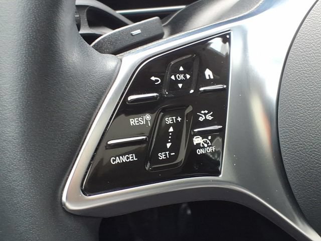 Certified 2025 Mercedes-Benz GLC 300 4MATIC image 9