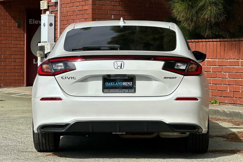Used 2023 Honda Civic Sport image 5