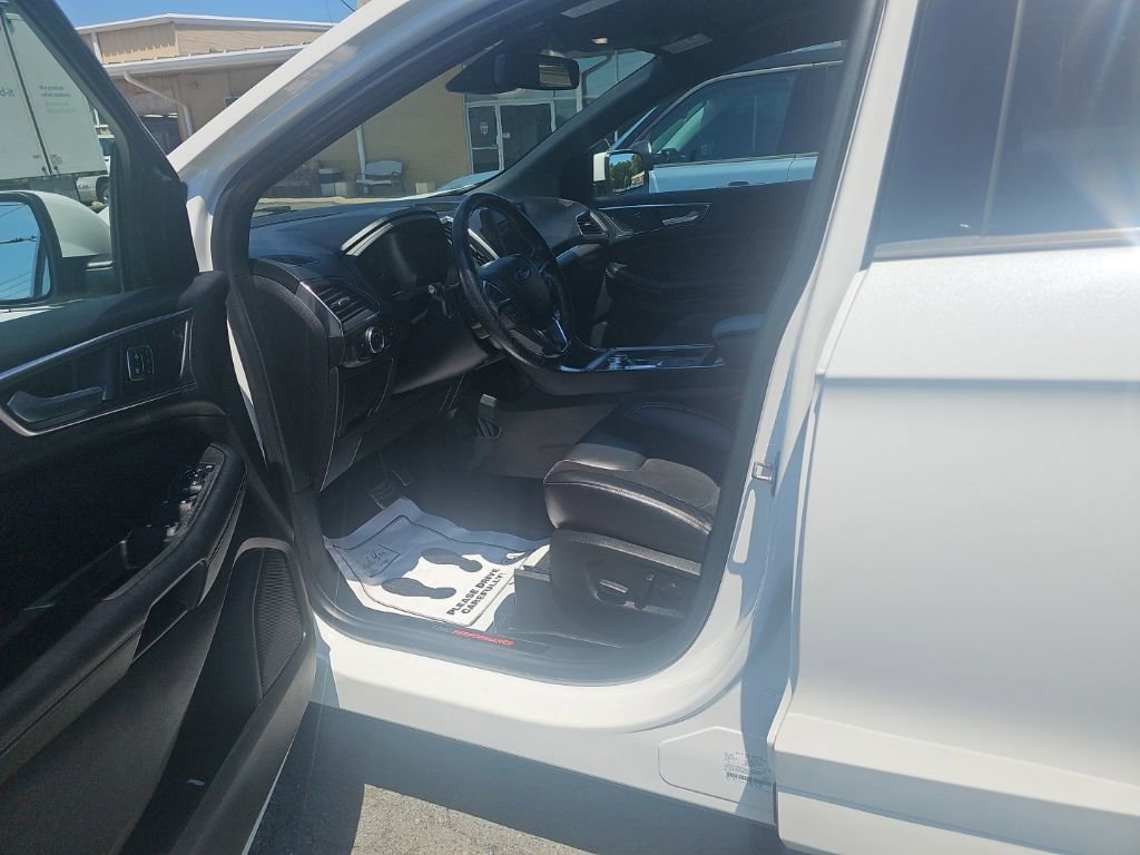 Used 2023 Ford Edge ST w/ Cargo Accessory Package AWD/4WD image 6