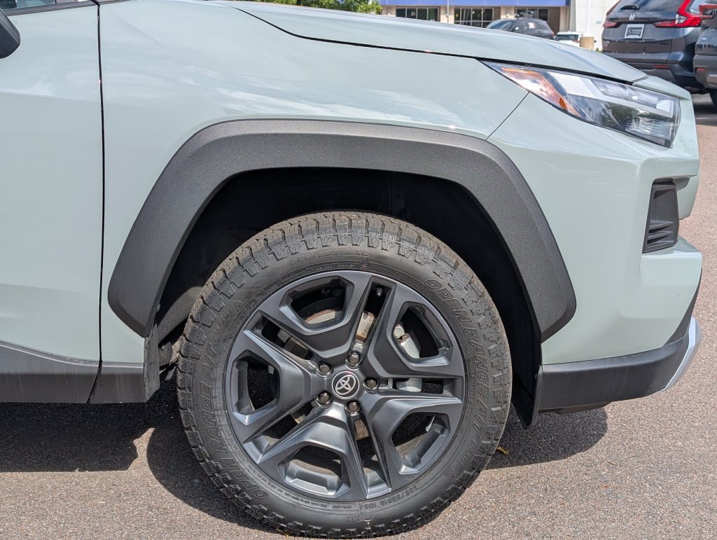Used 2023 Toyota RAV4 Adventure w/ Convenience Package AWD/4WD image 9
