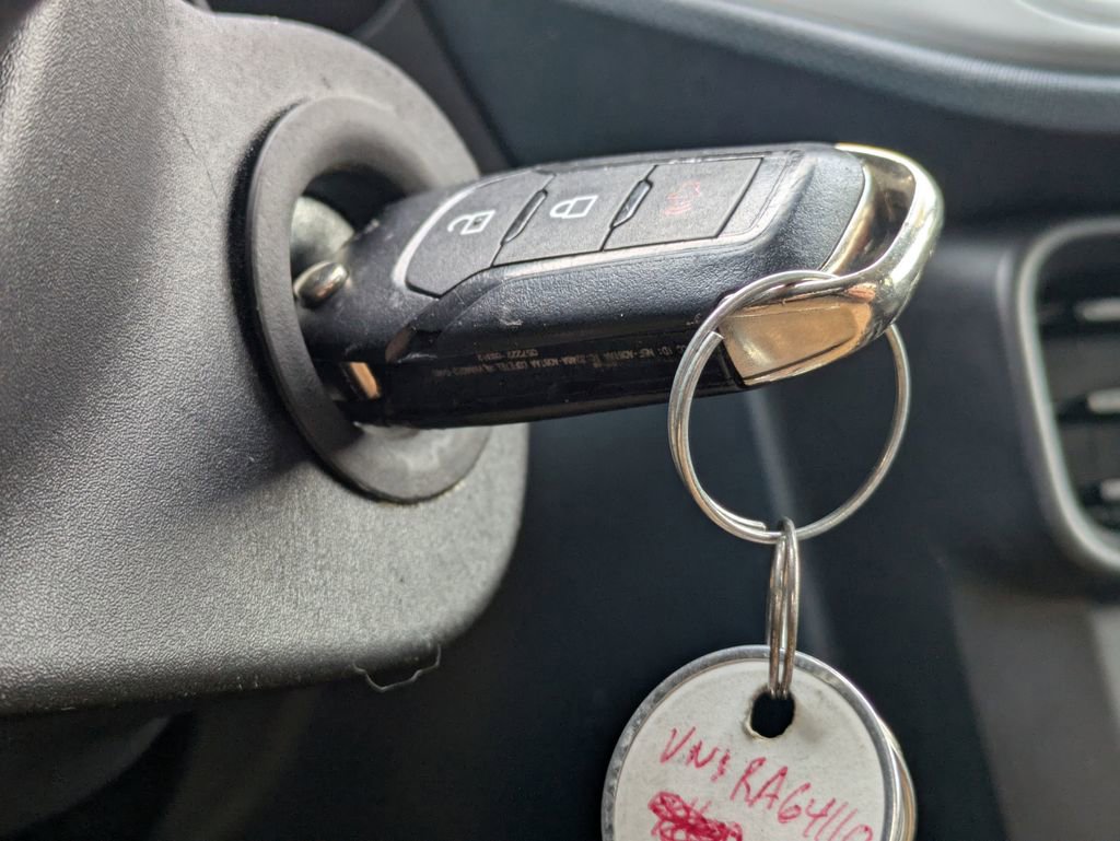 Used 2022 Ford Maverick XL image 32