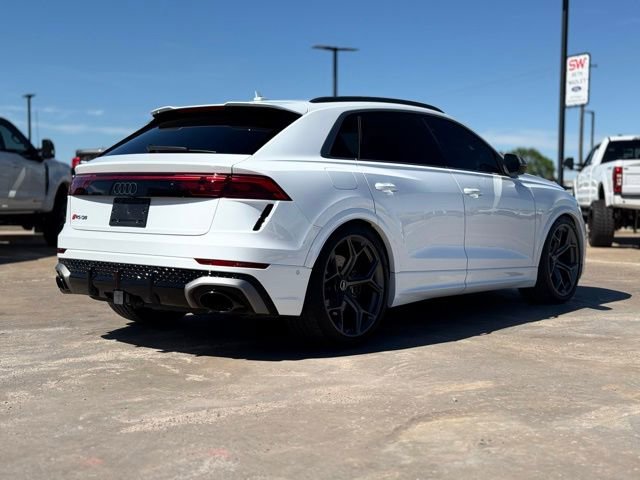 Used 2025 Audi RS Q8 performance image 2