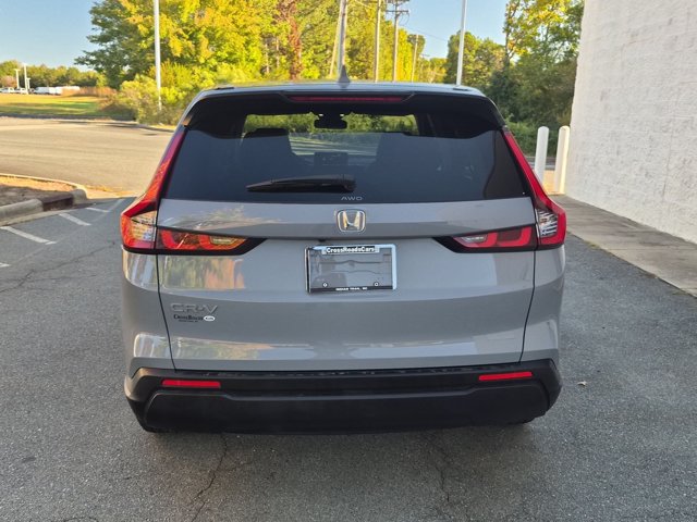 Used 2025 Honda CR-V LX image 5